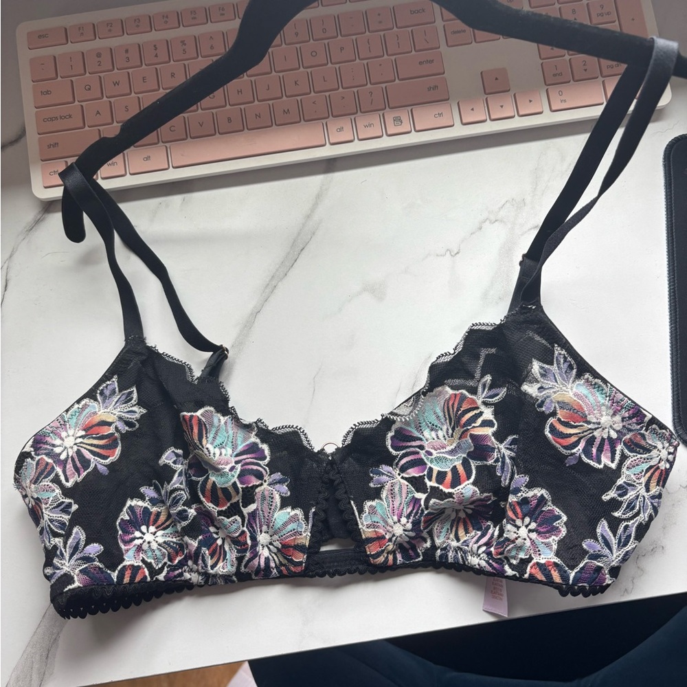 Savage X Fenty Black Floral Embroidered Bralette